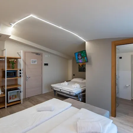 Hotell Ile Peschiera del Garda